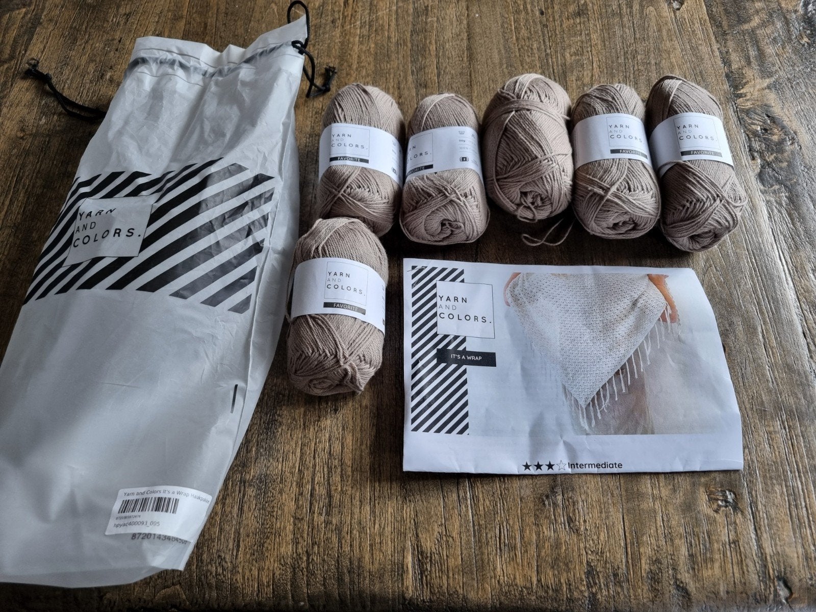 Yarn and Colors It's a Wrap Haakpakket, Ophalen of Verzenden, Nieuw, Haken, Wol of Garen