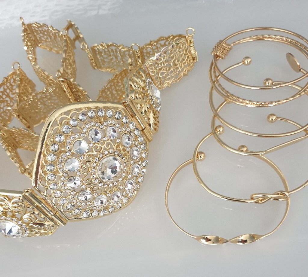 Nieuwe marokkaanse riem set. Takchita beldi kaftan., Kleding | Dames, Overige kleuren, Nieuw, Ophalen of Verzenden, 3 tot 5 cm