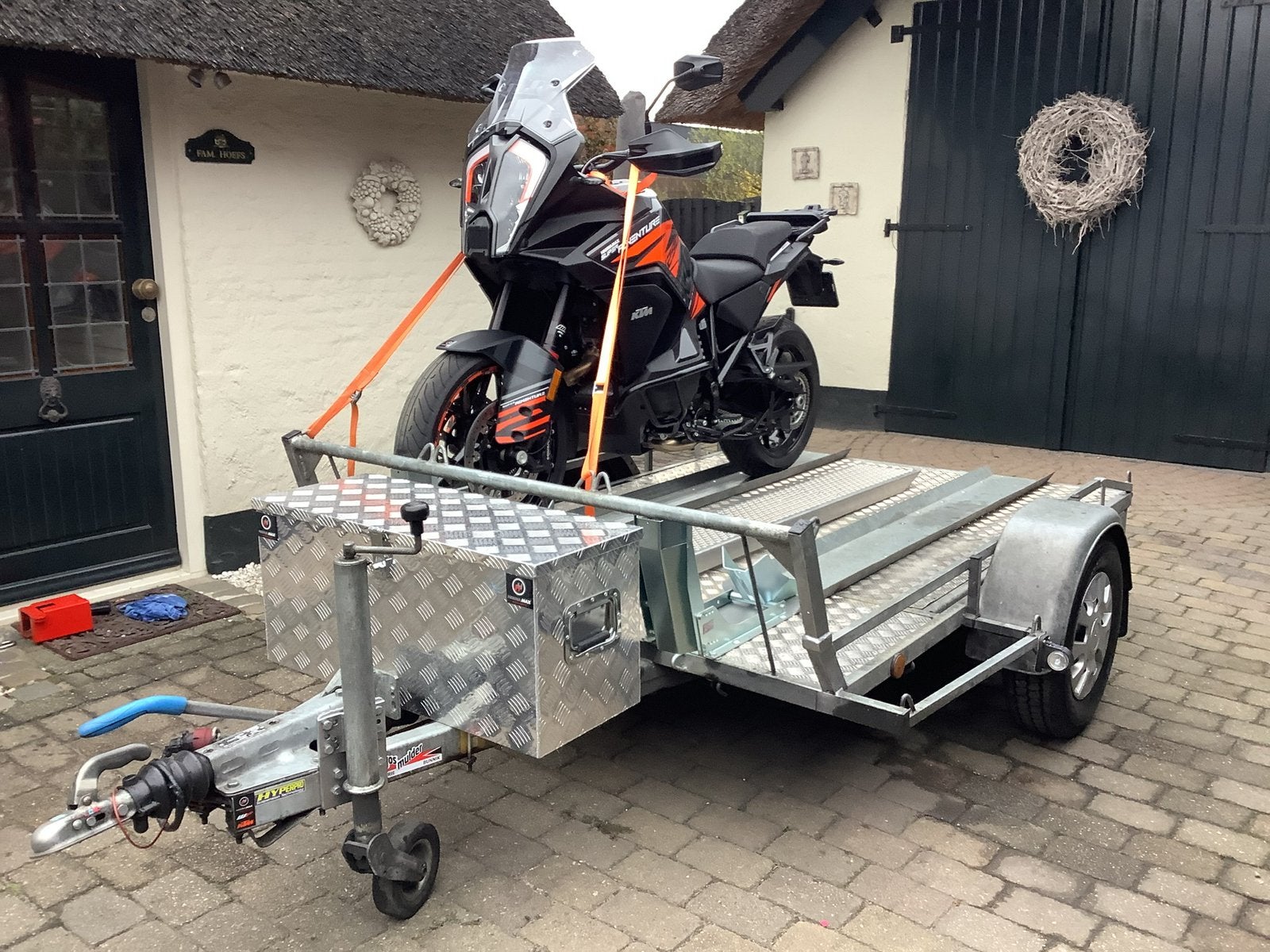 Motoraanhanger/Trailer te huur Geremd, Auto diversen, Aanhangers en Bagagewagens, Ophalen of Verzenden