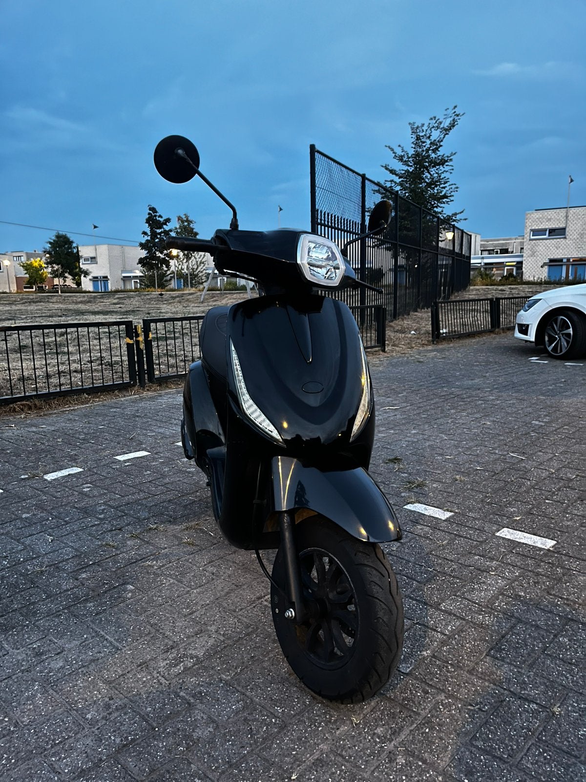 DTS Savano iGet 2020 | 5.395 KM | 45+ KM/U, Fietsen en Brommers, Scooters | Overige merken, Ophalen, Maximaal 45 km/u, Nieuw, Benzine