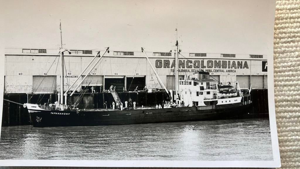 TAPANAHONY Suriname Grancolombiana haven USA, Verzamelen, Ophalen of Verzenden, Zo goed als nieuw, Kaart, Foto of Prent