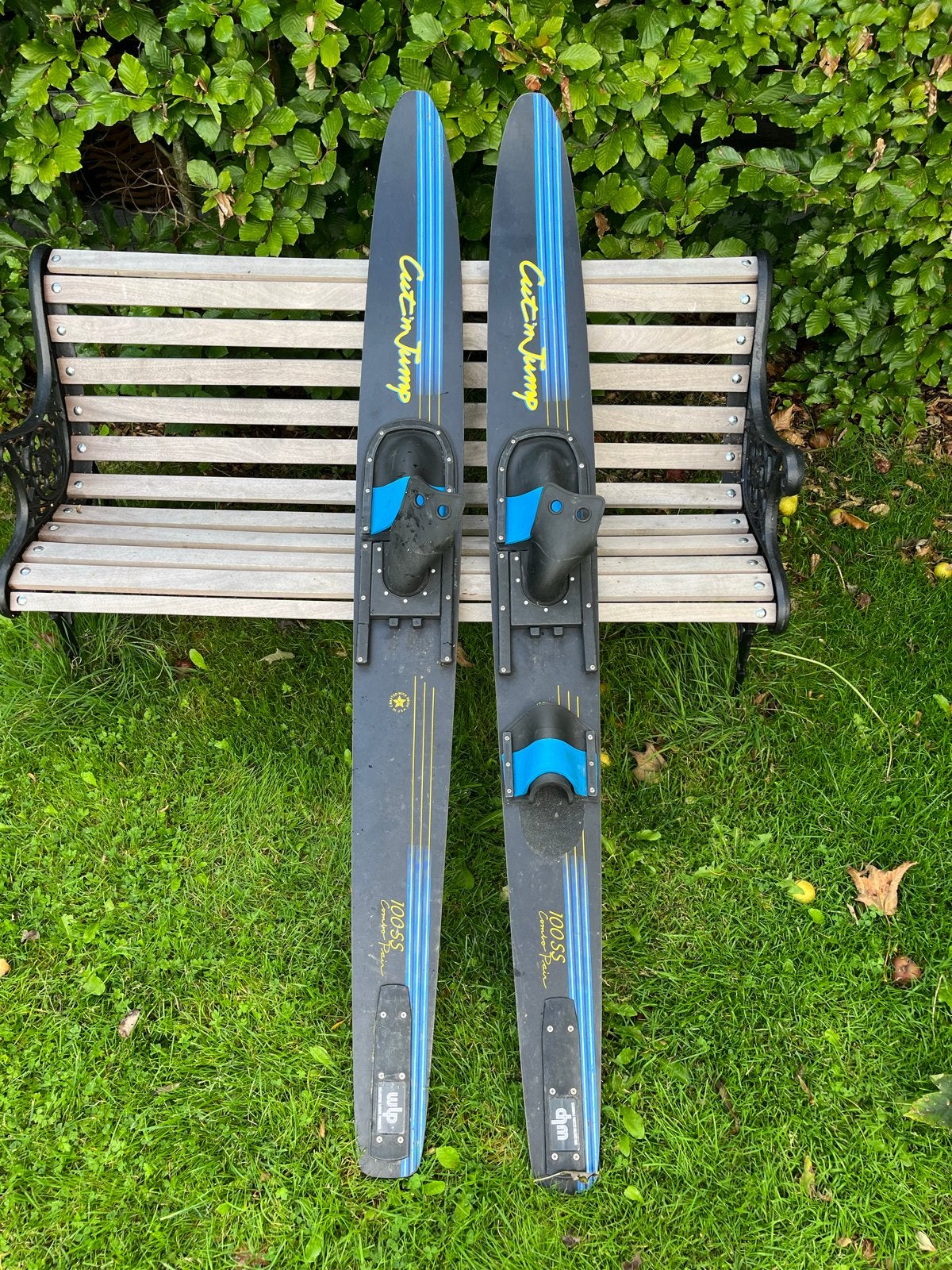 Waterski's Cut'n Jump - Gebruikt, Watersport en Boten, Waterski's, Ophalen, Gebruikt, 160 cm of meer, Waterski's
