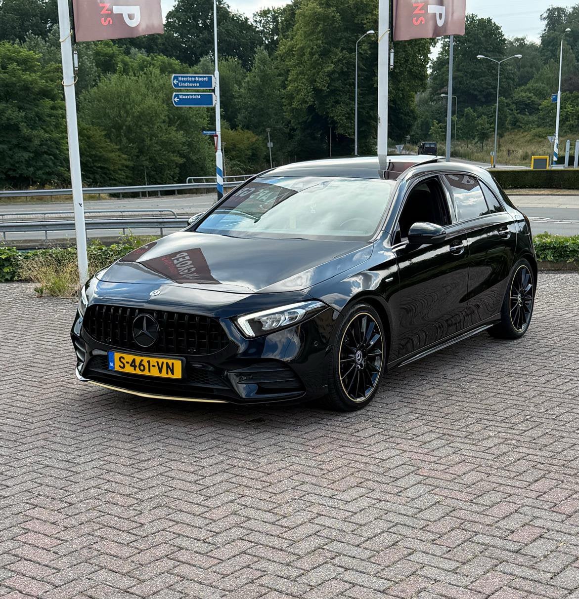 Mercedes-Benz A-Klasse A 250 edition 01, Auto's, 4 cilinders, Zwart, 11 km/l, 75 €/maand