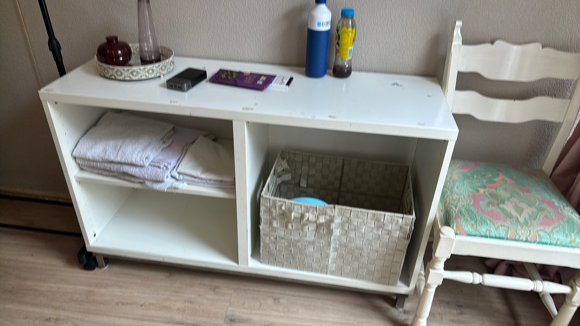 ikea witte lage kast, Zo goed als nieuw, Minder dan 100 cm, 25 tot 50 cm, 50 tot 100 cm