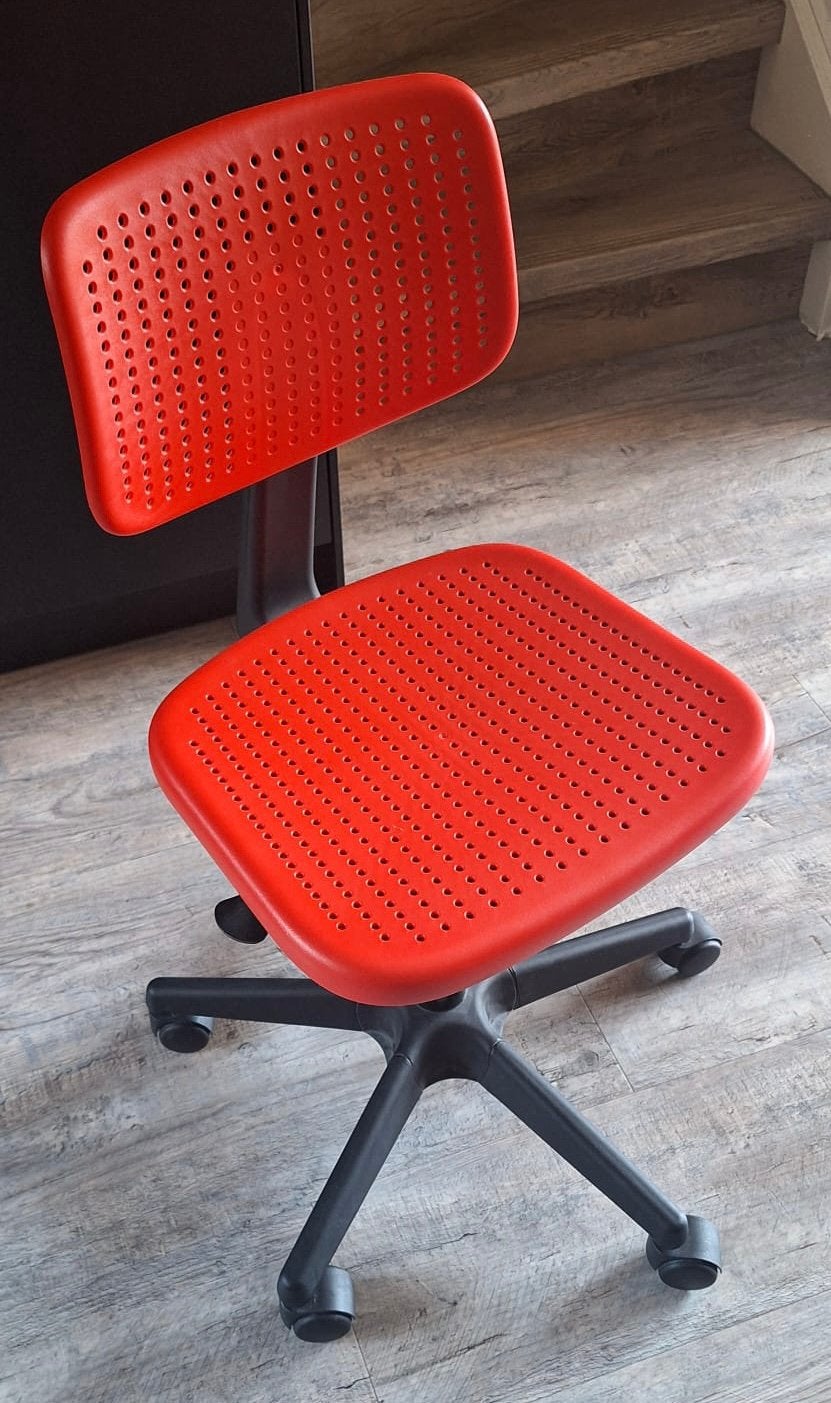 Ikea bureau stoel, Ophalen of Verzenden, Zo goed als nieuw, Zwart