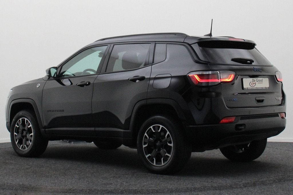 Jeep Compass 4xe 240 Plug-in Hybrid Electric Trailhawk Panor, Auto's, Jeep, Automaat, Zwart, 4 cilinders, Leder en Stof