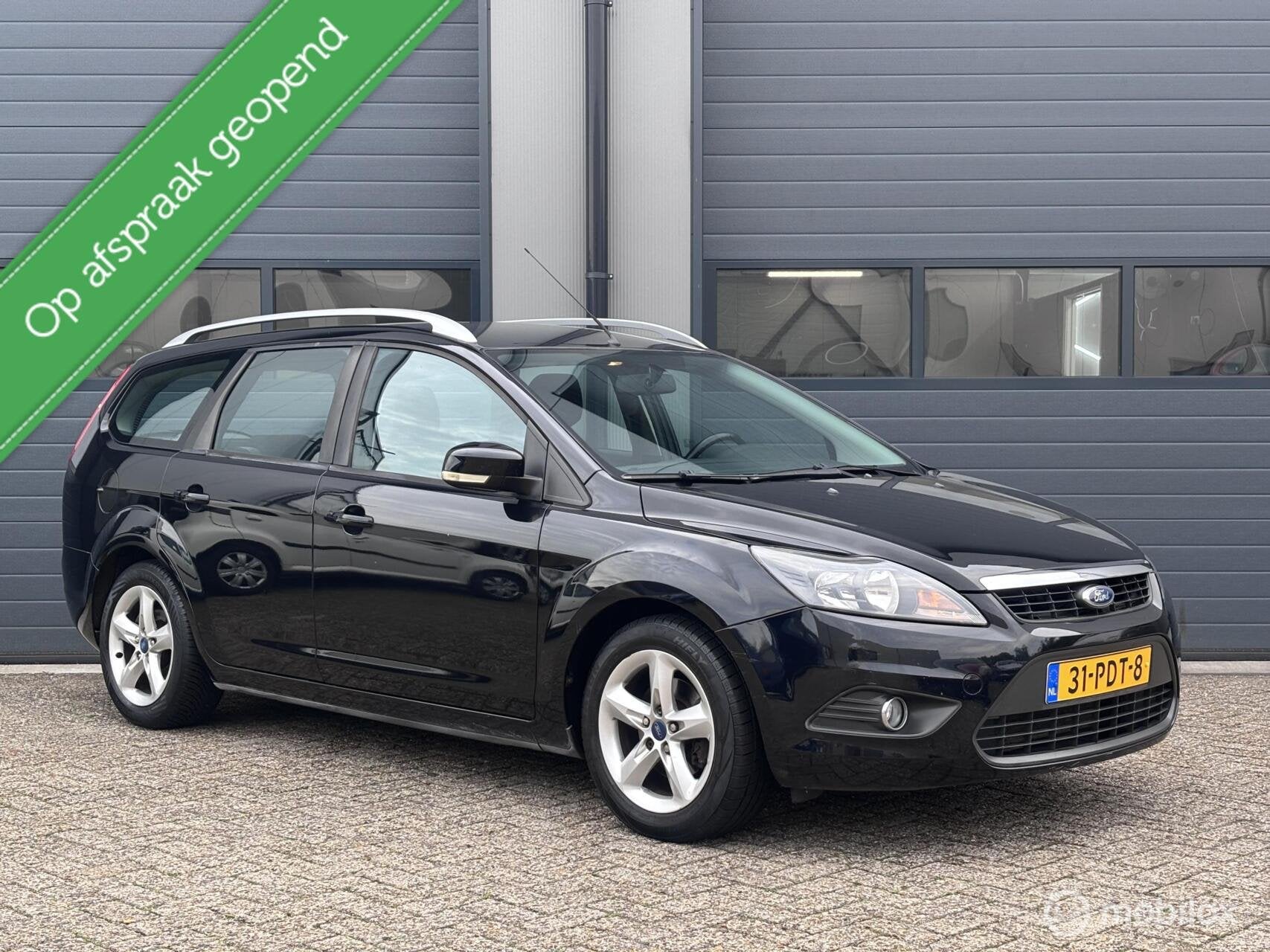 Ford Focus Wagon 1.6 Comfort 1e EIG/BWJ 2011, Auto's, 4 cilinders, 635 kg, Zwart, Origineel Nederlands