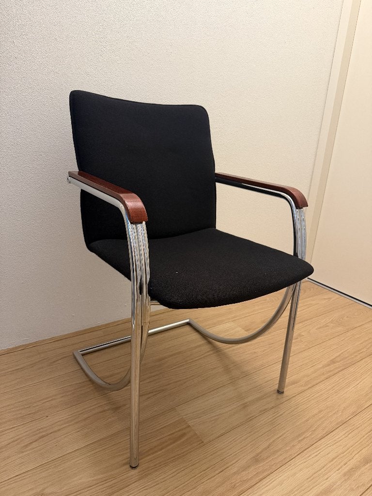 Casala Prio Zwart Stoffen Armtoel Vintage Jaren 80, Huis en Inrichting, Ophalen, Gebruikt, Hout, Zwart
