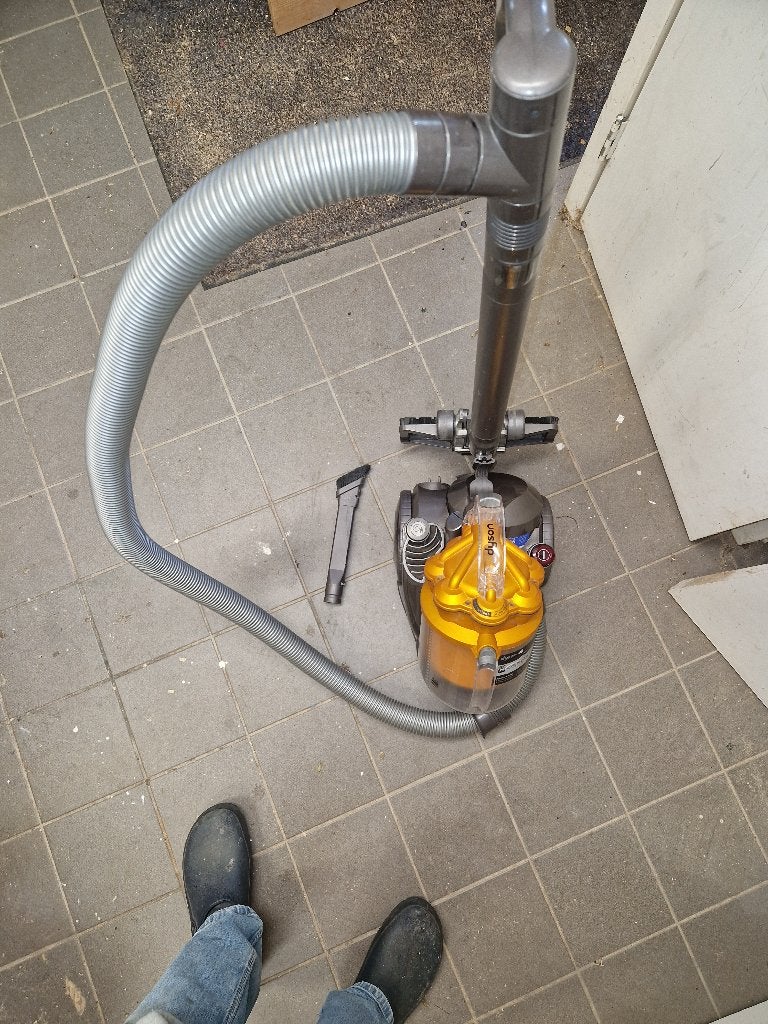 Dyson stofzuiger, Witgoed en Apparatuur, Ophalen, Zo goed als nieuw, 1200 tot 1600 watt, Dyson