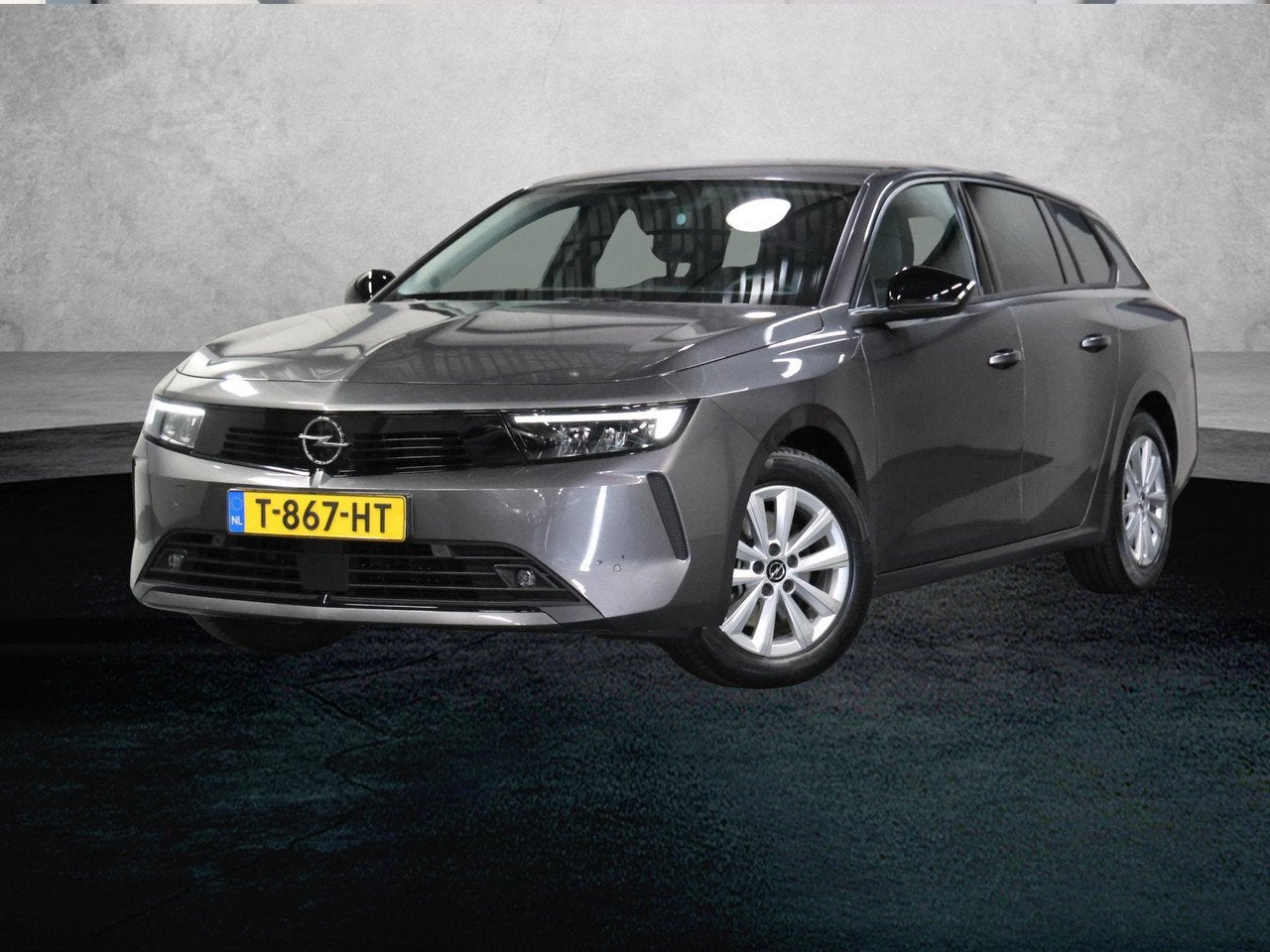 Opel Astra ST 130PK Edition | 1ste eigenaar | Trekhaak | Cam, Gebruikt, Handgeschakeld, 3 cilinders, 1200 cc