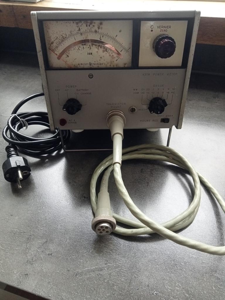 HP 431B Power Meter + originele sensorkabel 8120-1082, Telecommunicatie, Ophalen of Verzenden, Gebruikt, Zender en Ontvanger