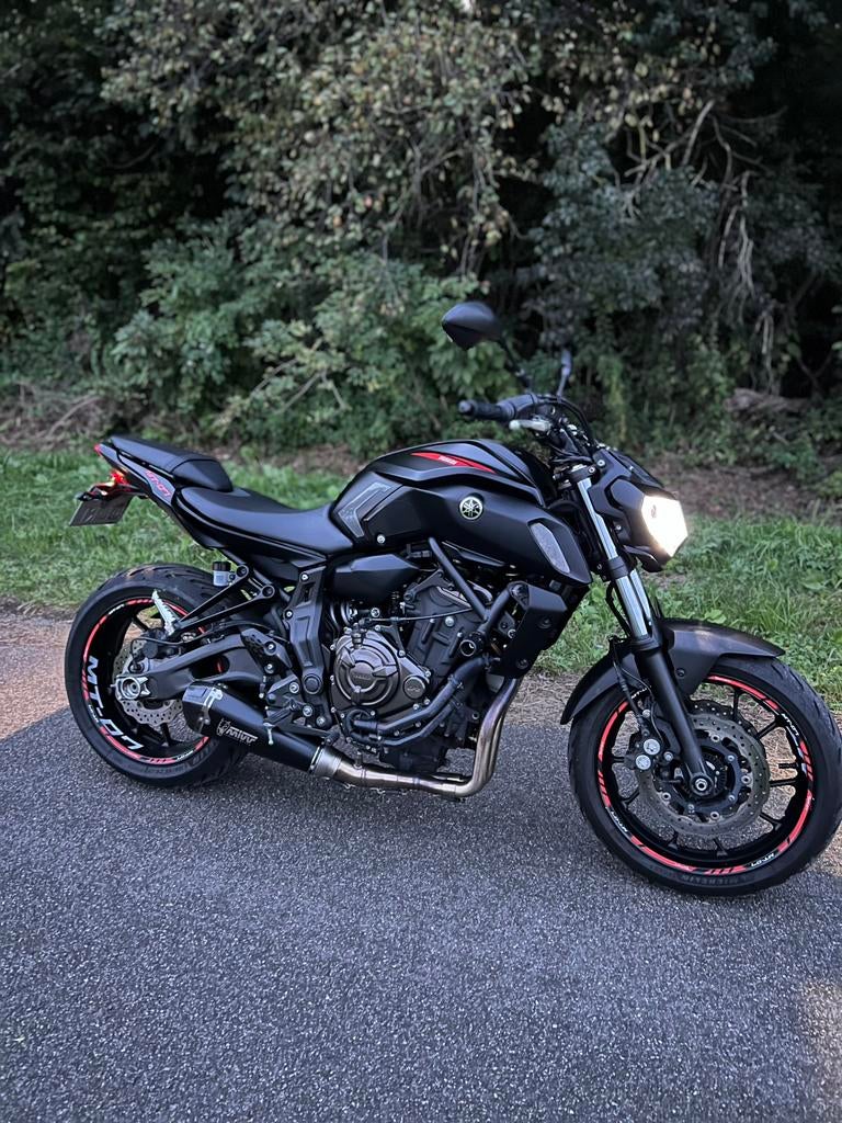 Yamaha MT 07 - 2020 A2 vol vermogen ! 35 kw, Motoren, Motoren | Yamaha, 2 cilinders, Particulier, Minimaal motorrijbewijs A2, 689 cc