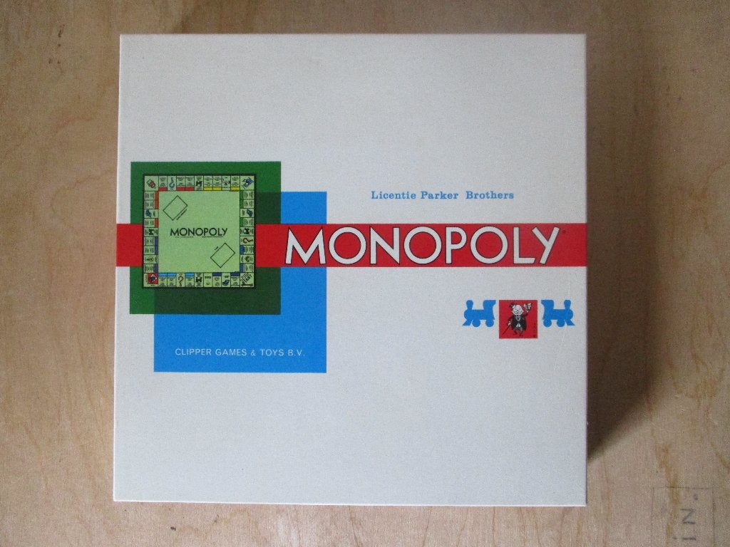 Monopoly vierkante uitvoering van Clipper Games & Toys, Vijf spelers of meer, Ophalen of Verzenden, Gebruikt, Clipper