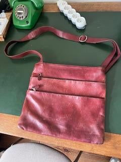 Leren tas van merk Sasa, Ophalen of Verzenden, Gebruikt, Rood, Handtas