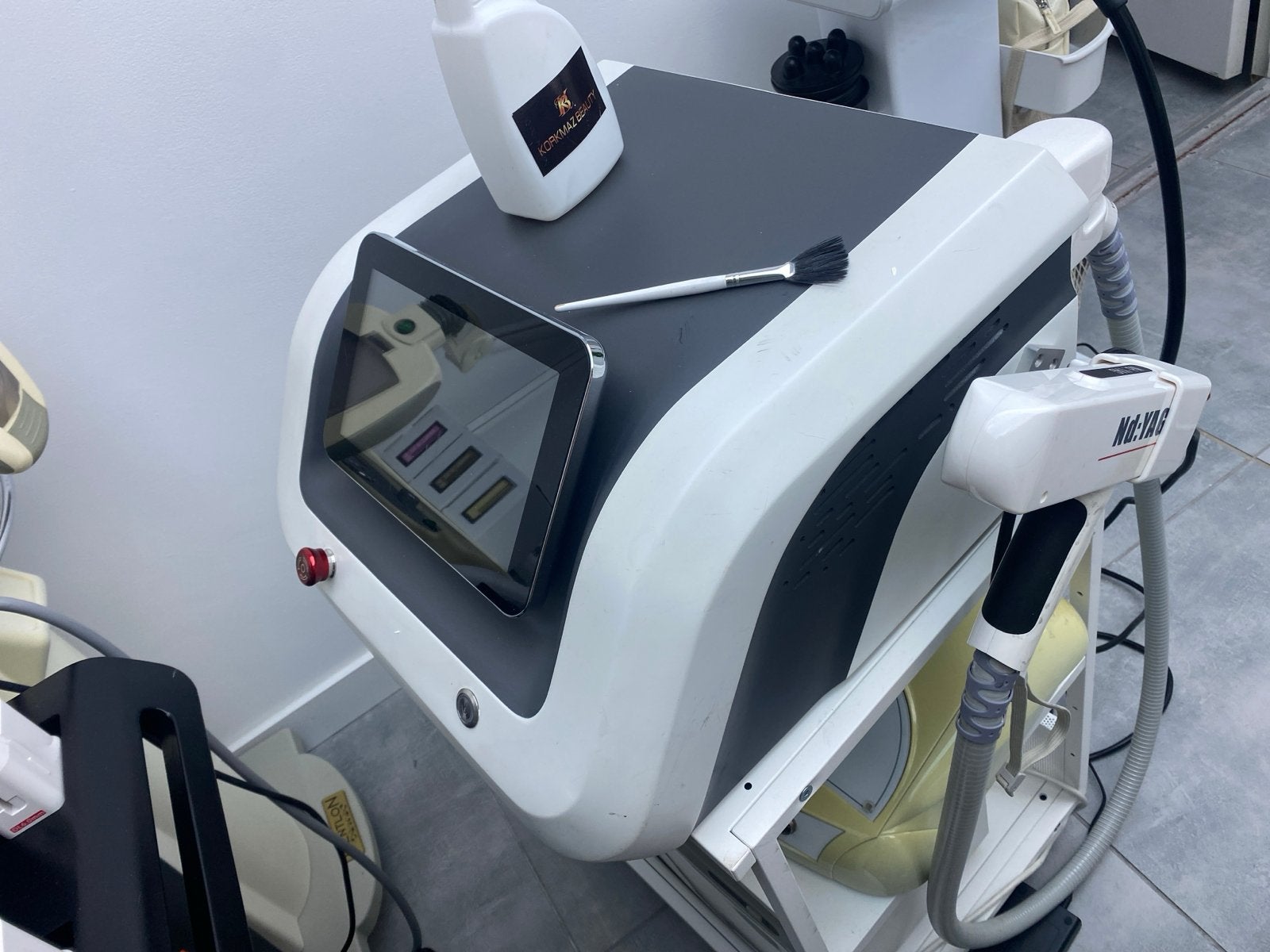 ND:YAG Laser , picco apparaat – zeer goede staat, Ophalen