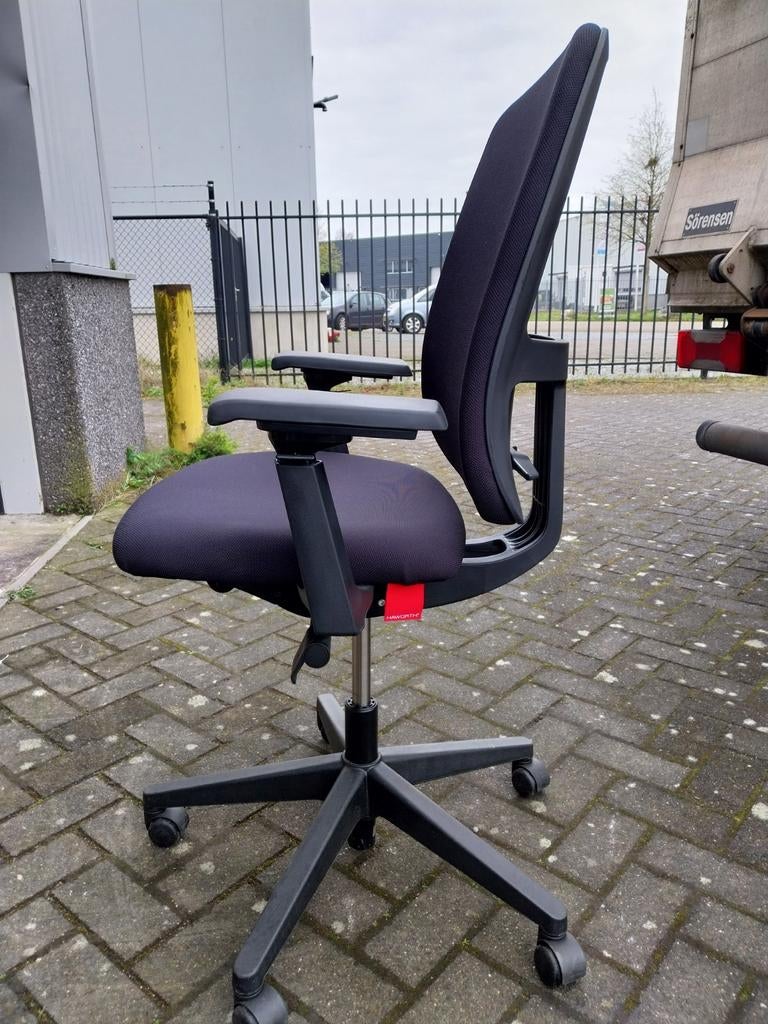 Haworth zwarte bureaustoel. In zeer goede staat!, Ophalen, Zwart