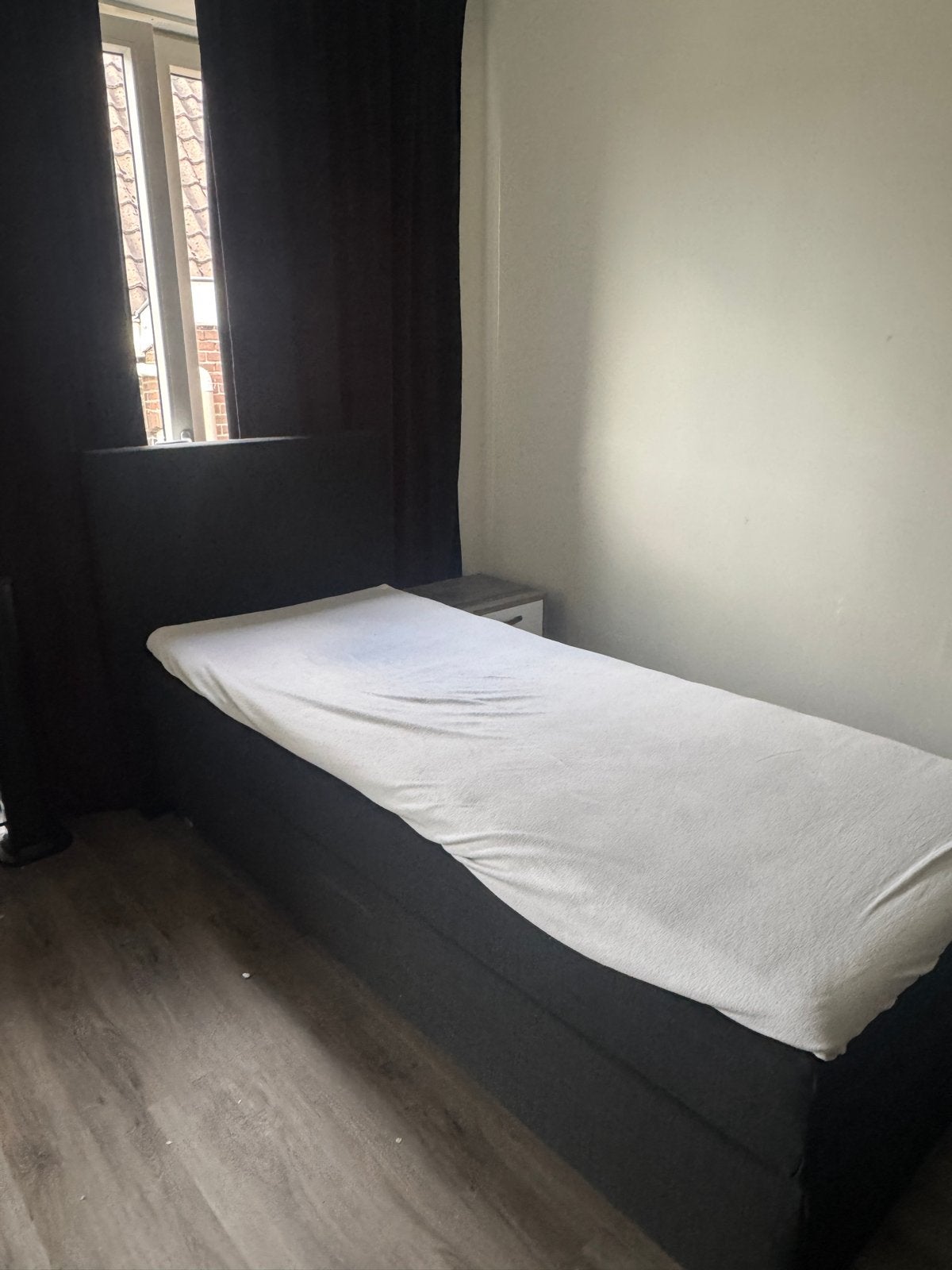 Eenpersoons boxspringbed - Zwart, 90x210 cm, Ophalen, 90 cm, Eenpersoons, Zo goed als nieuw