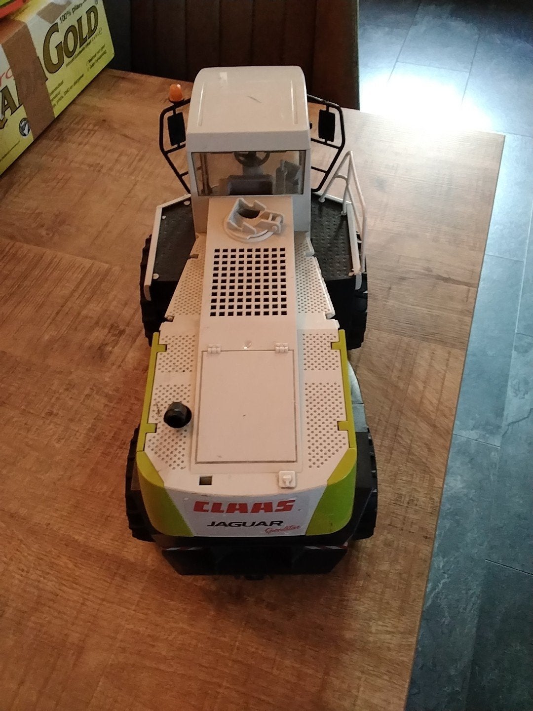 Bruder trektor jaguar 900 claas € 7.50, Ophalen of Verzenden, Gebruikt