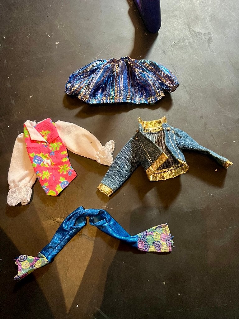 Vintage barbie sindy fleur kleertjes blouse jasje bolero lot, Ophalen of Verzenden, Gebruikt, Kleertjes
