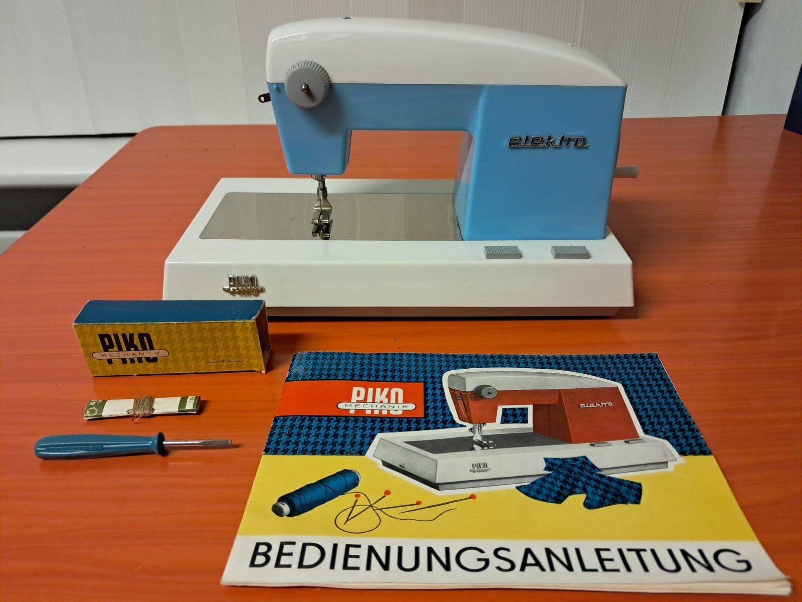 Vintage Piko Elektro Kinder Naaimachine, Antiek en Kunst, Ophalen of Verzenden