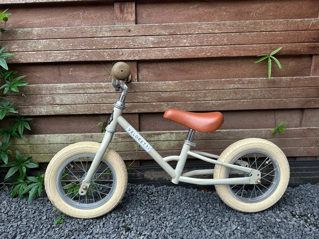 Veloretti driewieler tweewieler loopfiets tricycle grey, Fietsen en Brommers, Fietsen | Kinderfietsjes, Ophalen, Zo goed als nieuw