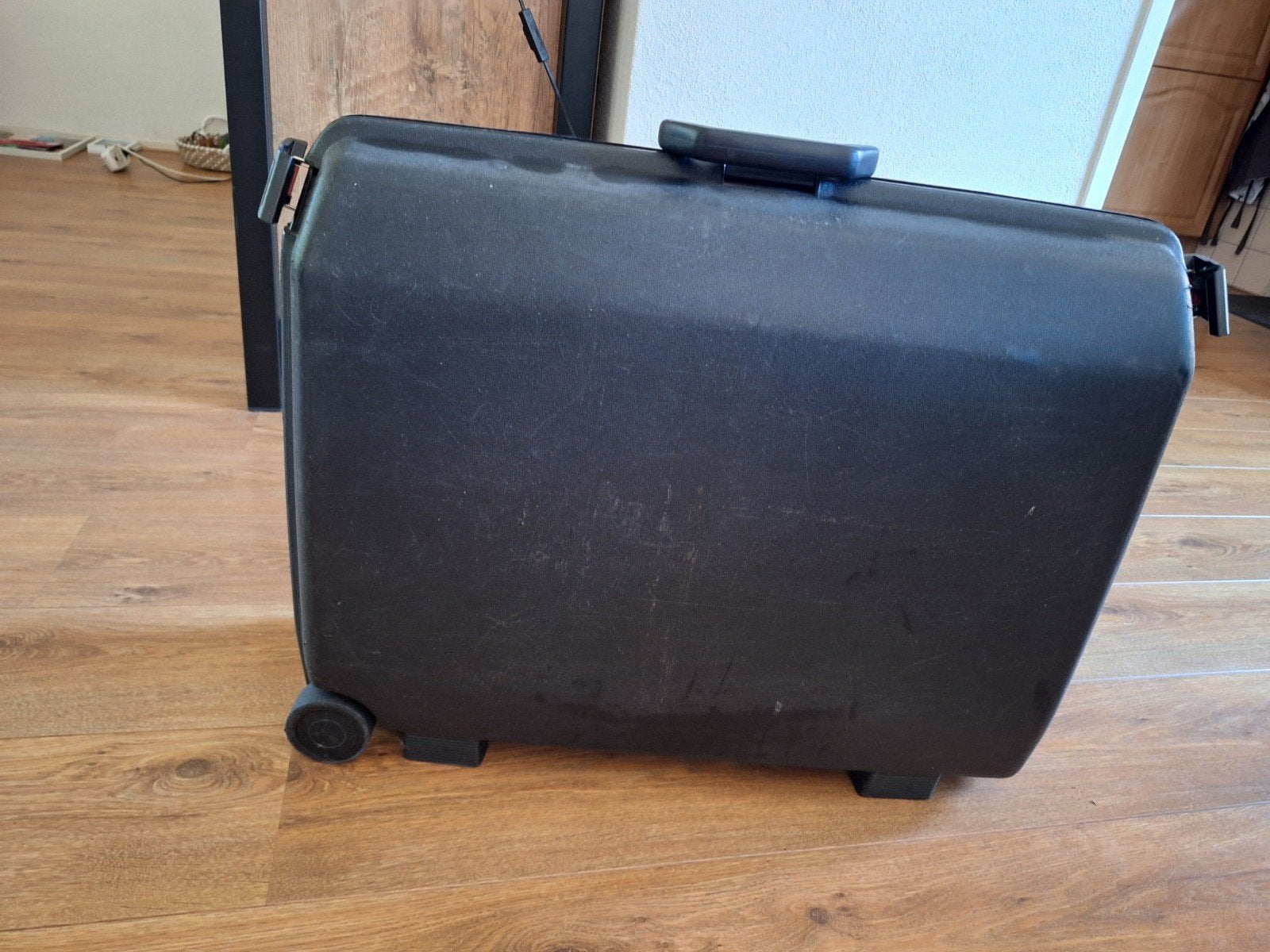 zwarte Samsonite koffer, 30 cm of meer, Gebruikt, Zwart, 60 tot 80 cm