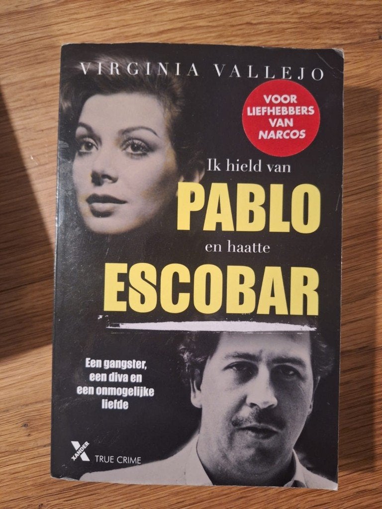 Ik hield van Pablo en haatte Escobar - Virginia Vallejo, Boeken, Ophalen of Verzenden, Gelezen