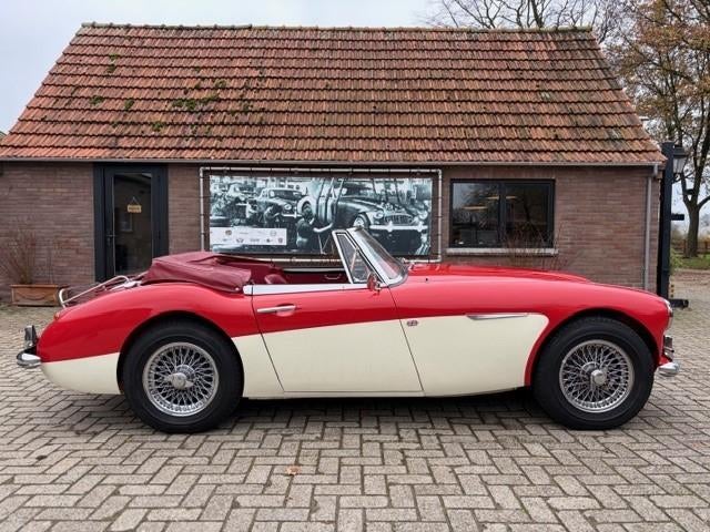 Austin Healey BJ7, 1963, Auto's, Austin, Particulier, Open dak, Benzine, Cabriolet, Handgeschakeld, Rood, Overige kleuren, Leder