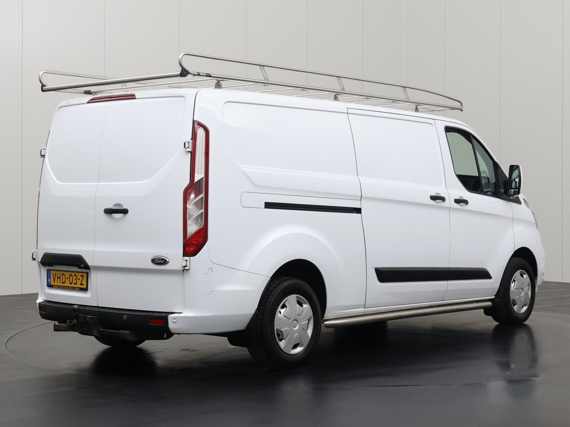 Ford Transit Custom 2.0TDCI 130PK Lang | Imperiaal | Trekhaa, Voorwielaandrijving, Dealer onderhouden, 4 cilinders, 2800 kg