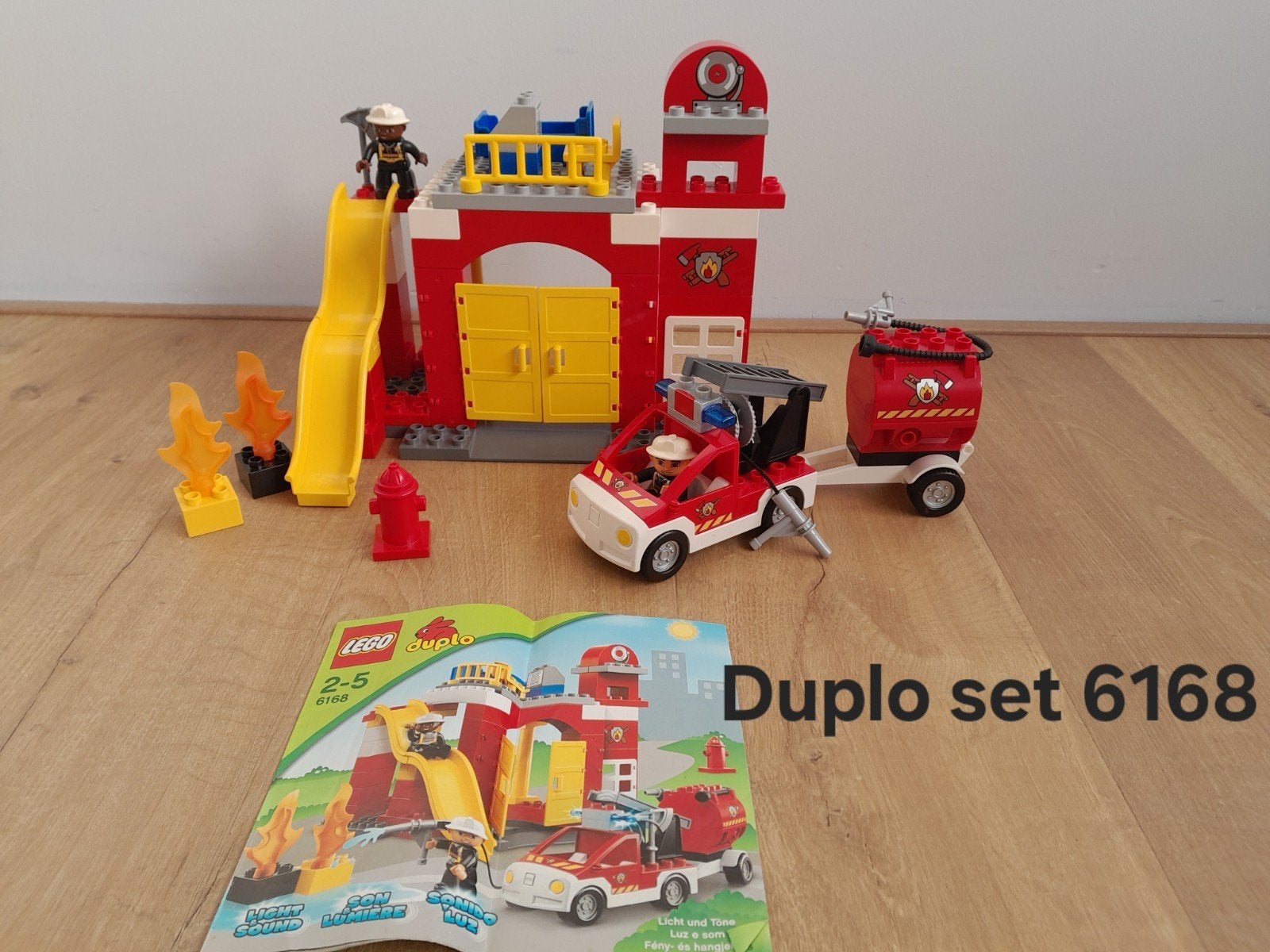 Lego Duplo Brandweerkazerne 6168, Kinderen en Baby's, City, Ophalen of Verzenden, Zo goed als nieuw, Complete set