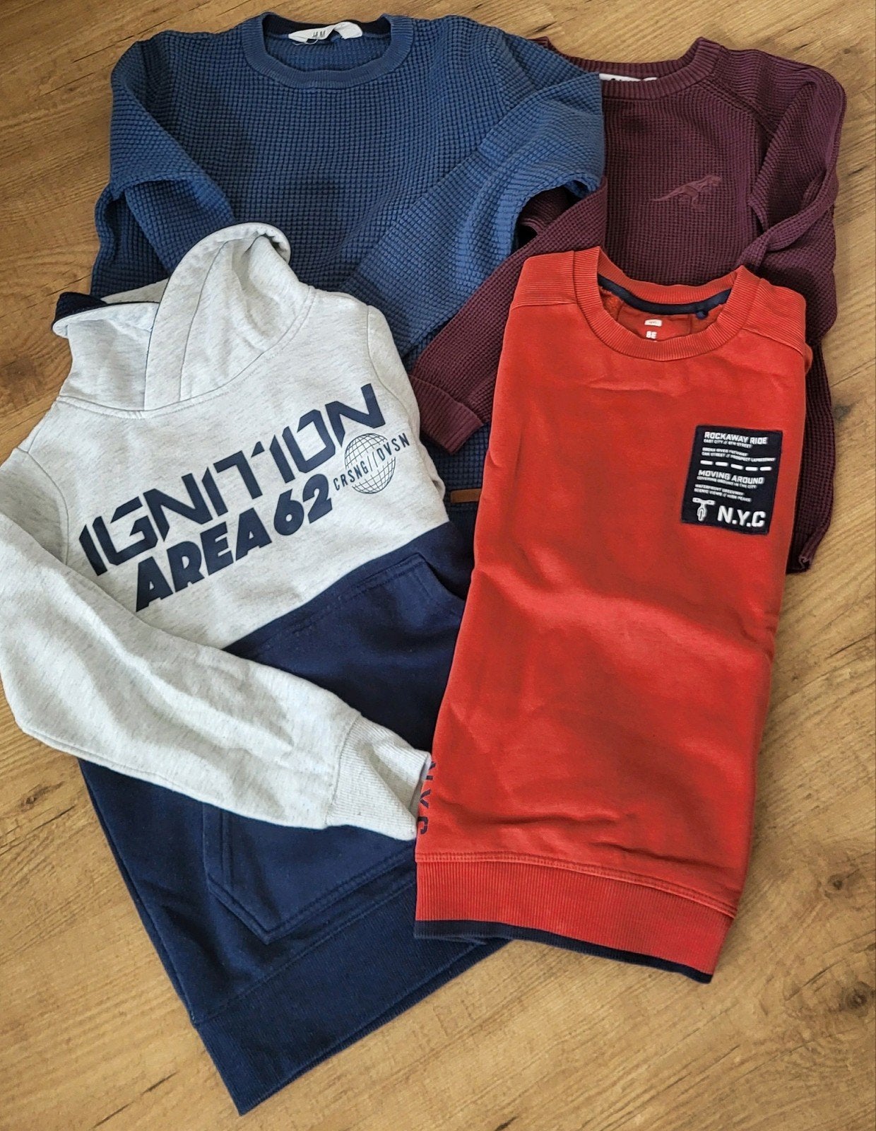 6 Truien/Shirts Jongen Maat 134/140, Kinderen en Baby's, Kinderkleding | Maat 134, Ophalen of Verzenden, Gebruikt, Jongen, Trui of Vest