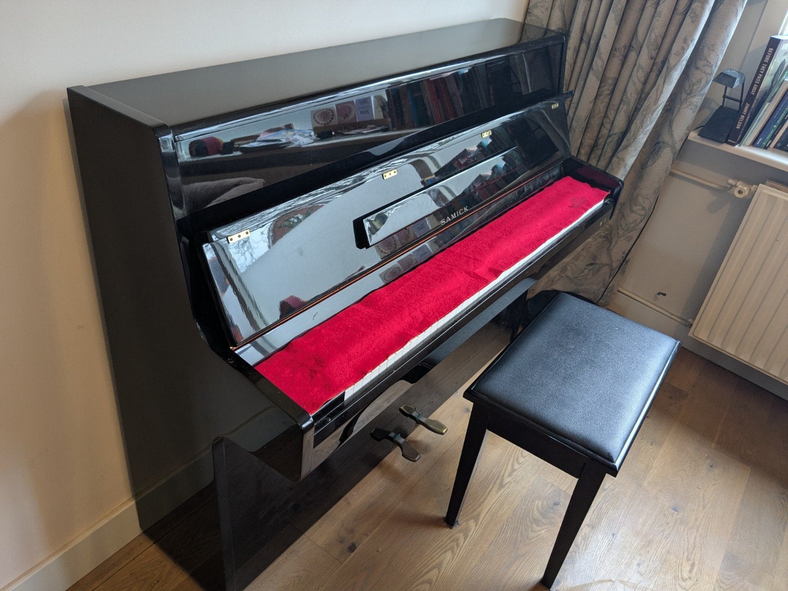 Simeck Piano - zwart hoogglans - perfect onderhouden, Muziek en Instrumenten, Piano's, Ophalen, Gebruikt, Zwart, Hoogglans