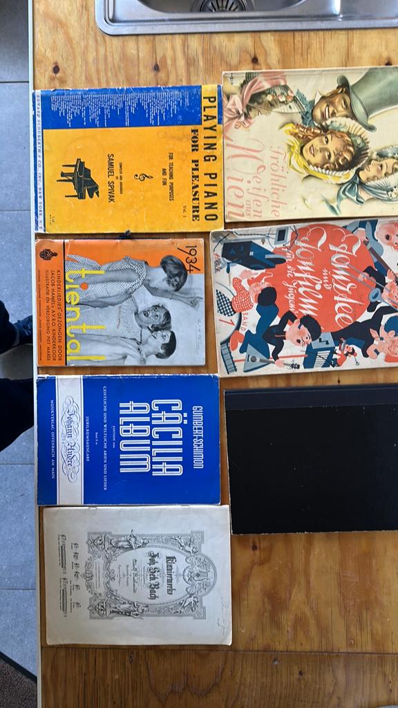 Diverse muziekboeken, Ophalen of Verzenden, Gebruikt, Overige soorten, Overige genres