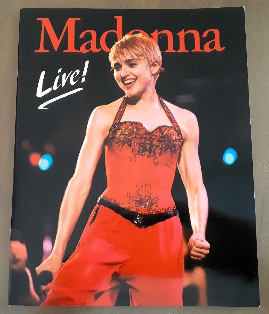 Madonna Live!  boek "Who's that girl tour 1987" met Poster, Verzenden, Zo goed als nieuw, Overige onderwerpen