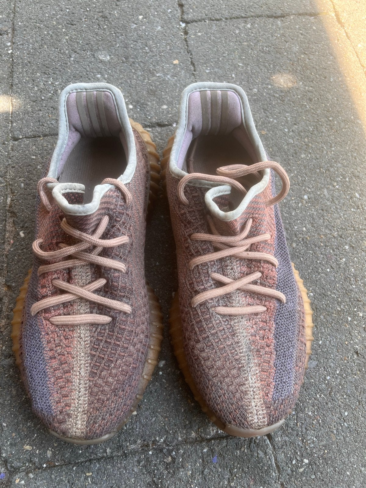 Adidas Yeezy Boost 350 V2 'Fade' - Maat 38 2/3, Ophalen of Verzenden, Gedragen, Bruin, Sneakers of Gympen