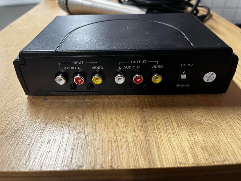 Karaoke set met 2 microfoons en 5 DVD's, Ophalen of Verzenden, Gebruikt, Complete set