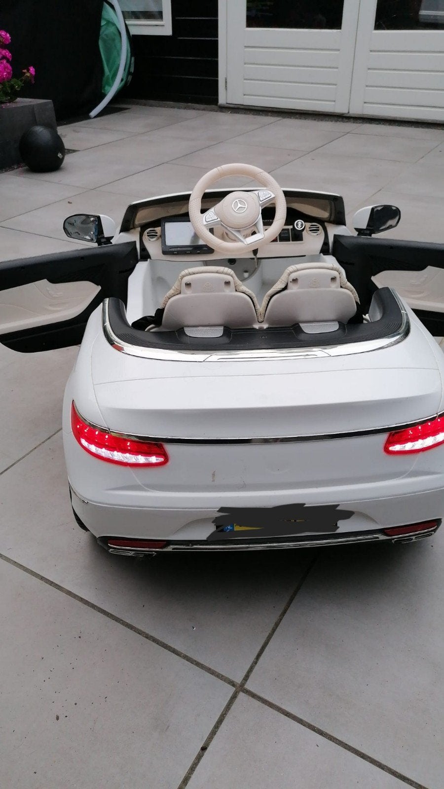 Mercedes-Benz S63 AMG Kinderauto Elektrisch Wit, Kinderen en Baby's, Ophalen, Gebruikt