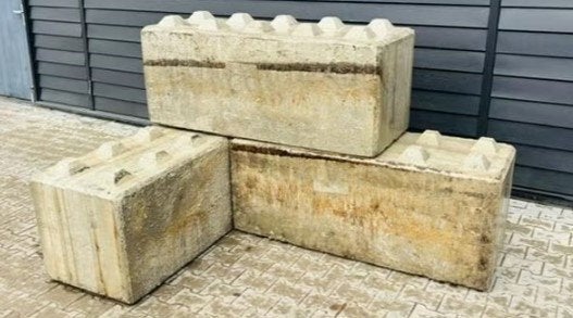 megablokken 150x60x60 met nok gebruikt, beperkte voorraad, Verzenden, Gebruikt, Beton, Overige typen