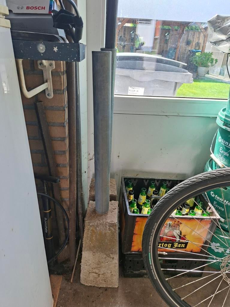 Poer met buis vast, Doe-het-zelf en Verbouw, Ophalen of Verzenden, Gebruikt