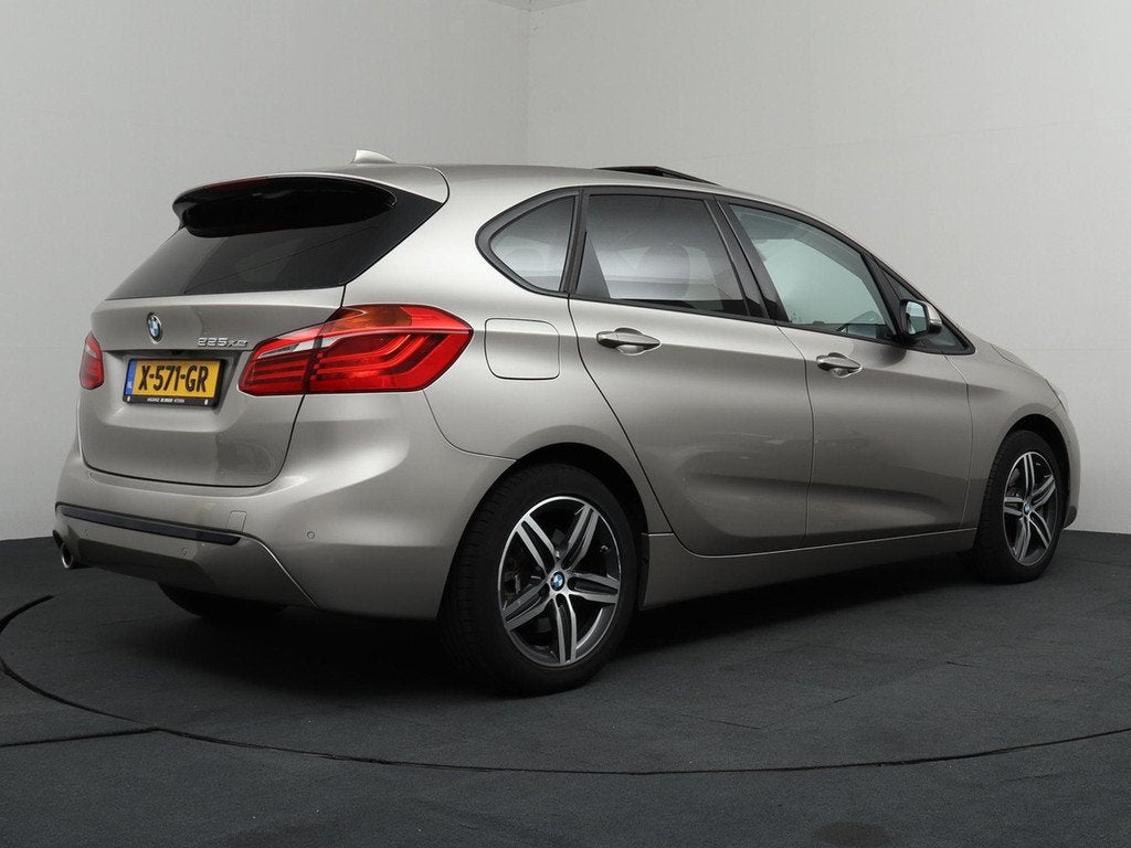 BMW 2-serie Active Tourer 225xe iPerformance High Executive, Auto's, BMW, Gebruikt, Bedrijf, Vierwielaandrijving, Hybride Elektrisch/Benzine
