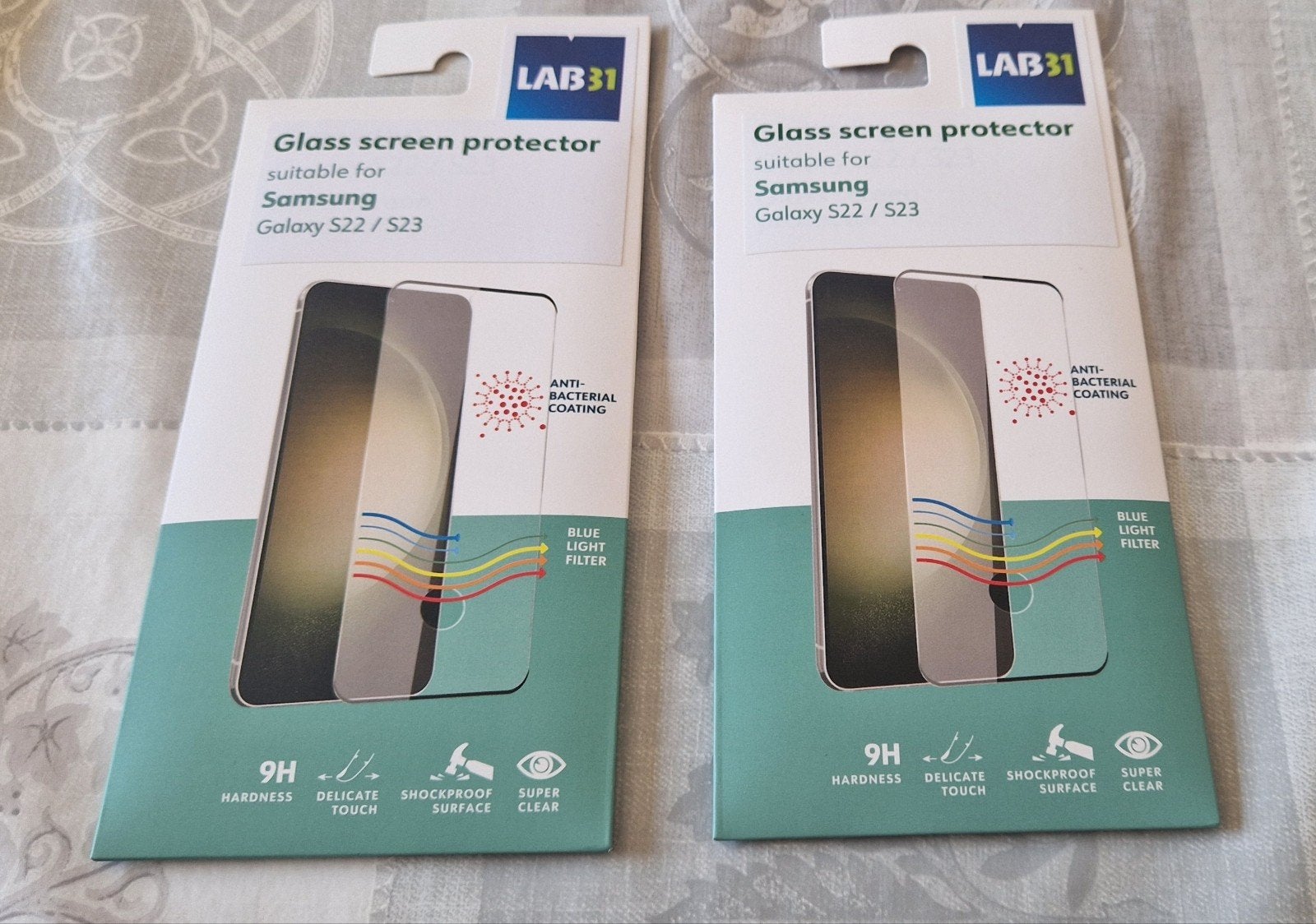 Foto 3 van LAB31 Glazen Screenprotector Samsung Galaxy S22 / S23
