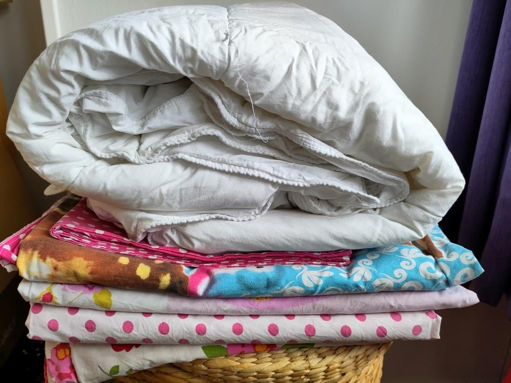 Peuter dekbed 120x150, Kinderen en Baby's, Kinderkamer | Beddengoed, Gebruikt, Jongetje of Meisje, Wit, Ophalen of Verzenden