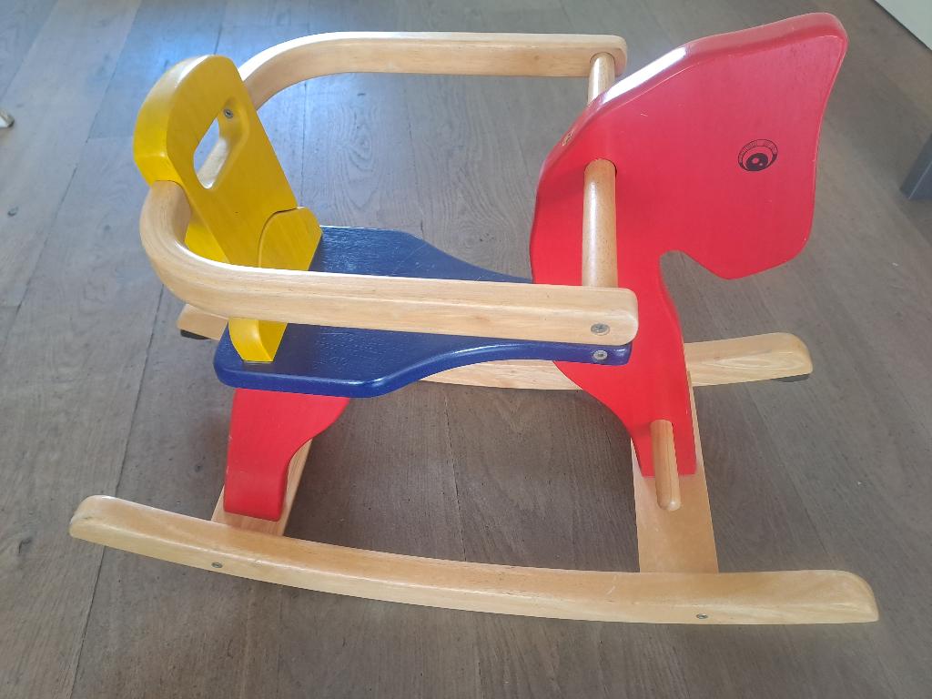 Houten hobbelpaard, Kinderen en Baby's, Ophalen, Zo goed als nieuw, Rij- of Hobbelspeelgoed