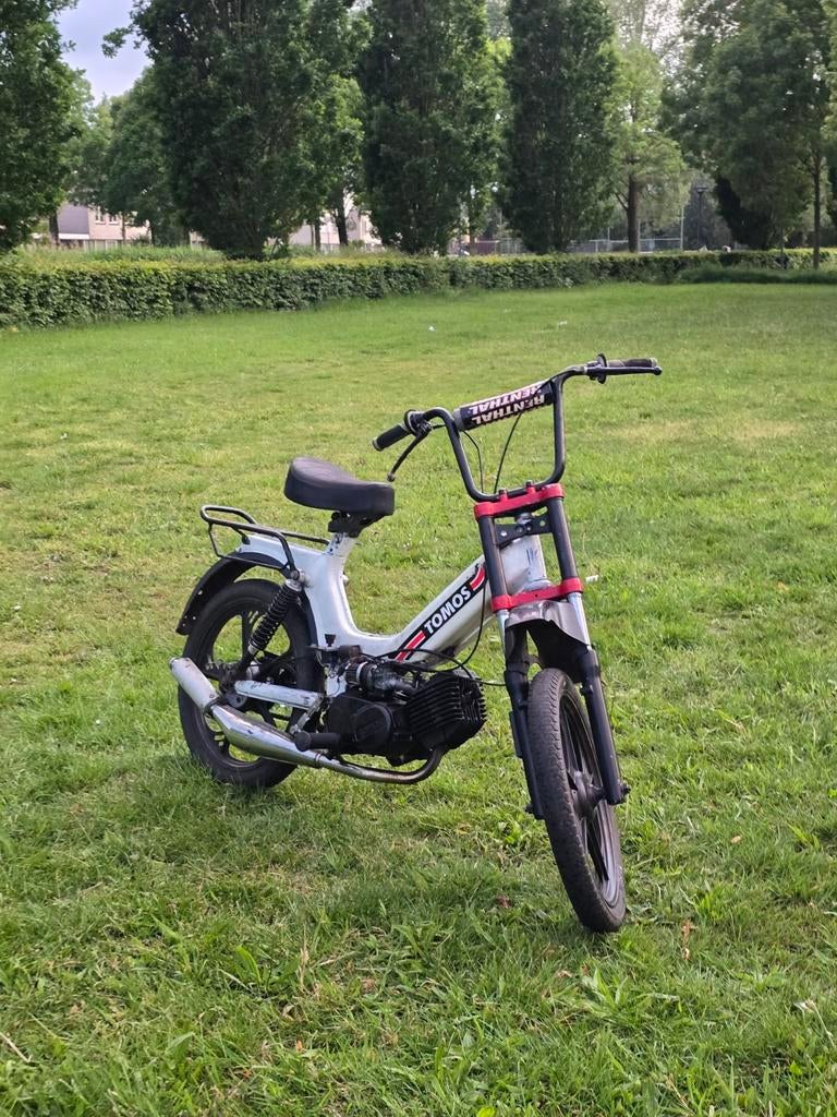 Tomos a35 wit zonder kenteken, Fietsen en Brommers, Gebruikt, Overige modellen, Maximaal 45 km/u, Ophalen of Verzenden