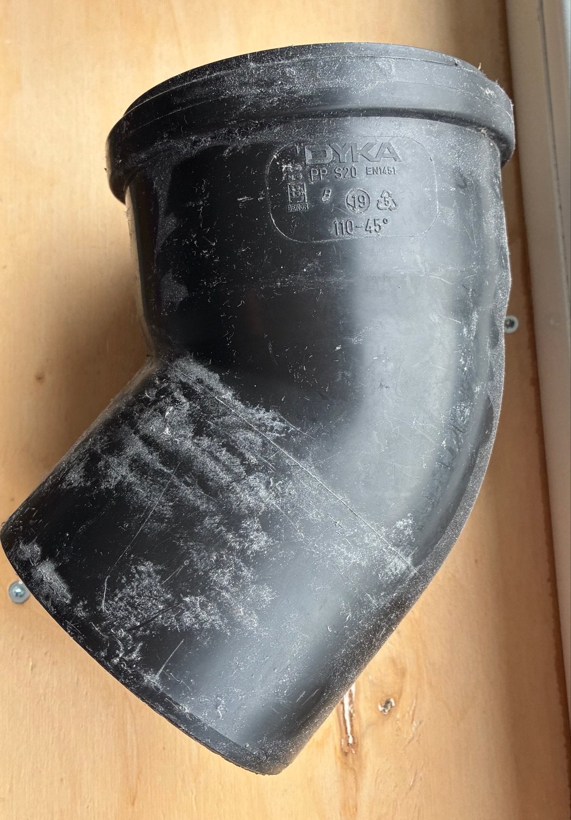 2 DYKA PVC Afvoerbuizen (bochten), Ophalen, Bochten, Gebruikt, Pvc