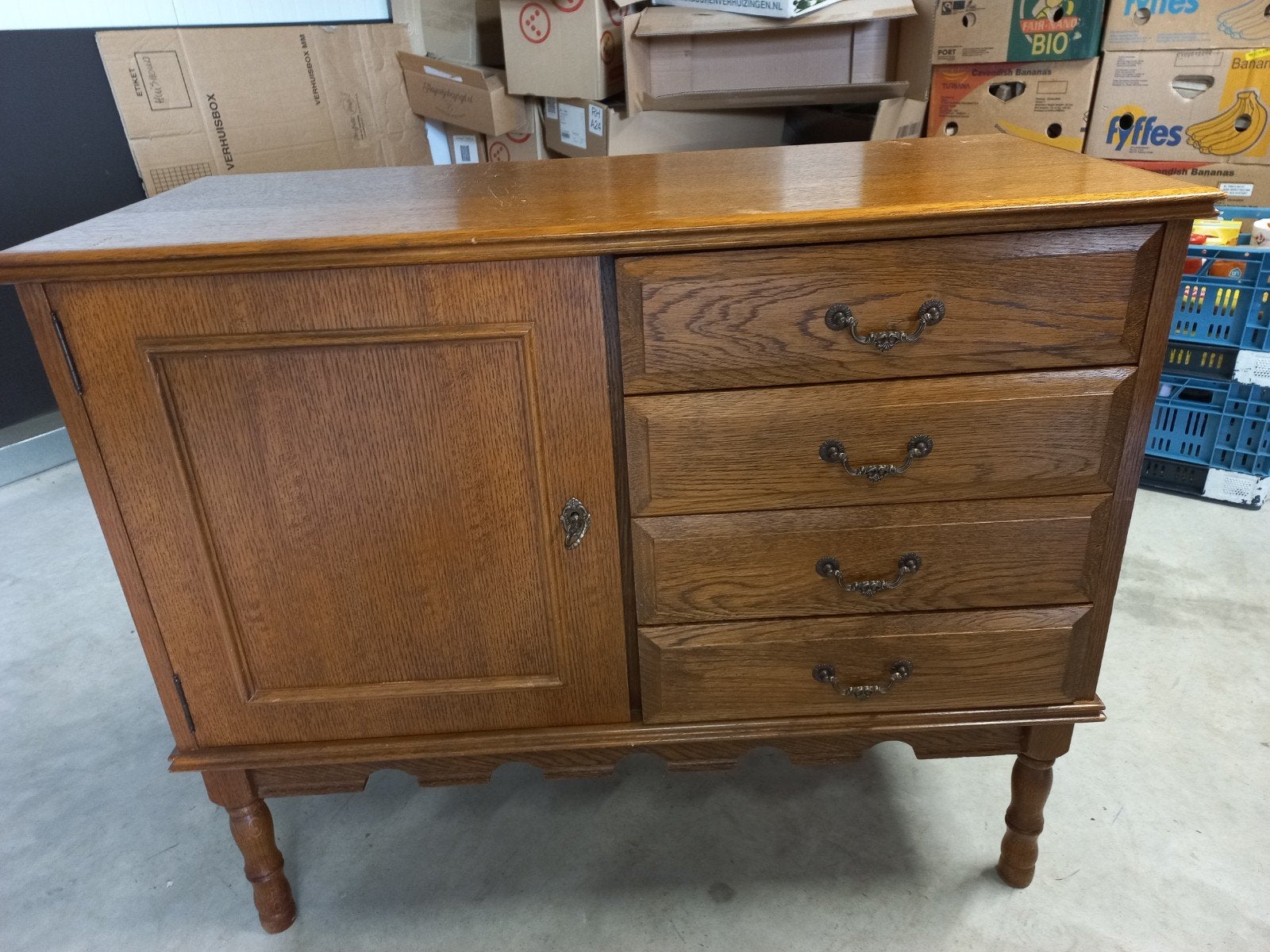 Eiken kastje met lades en deur - 89x73x38 cm, Ophalen, Gebruikt, Eikenhout, Met lade(s)