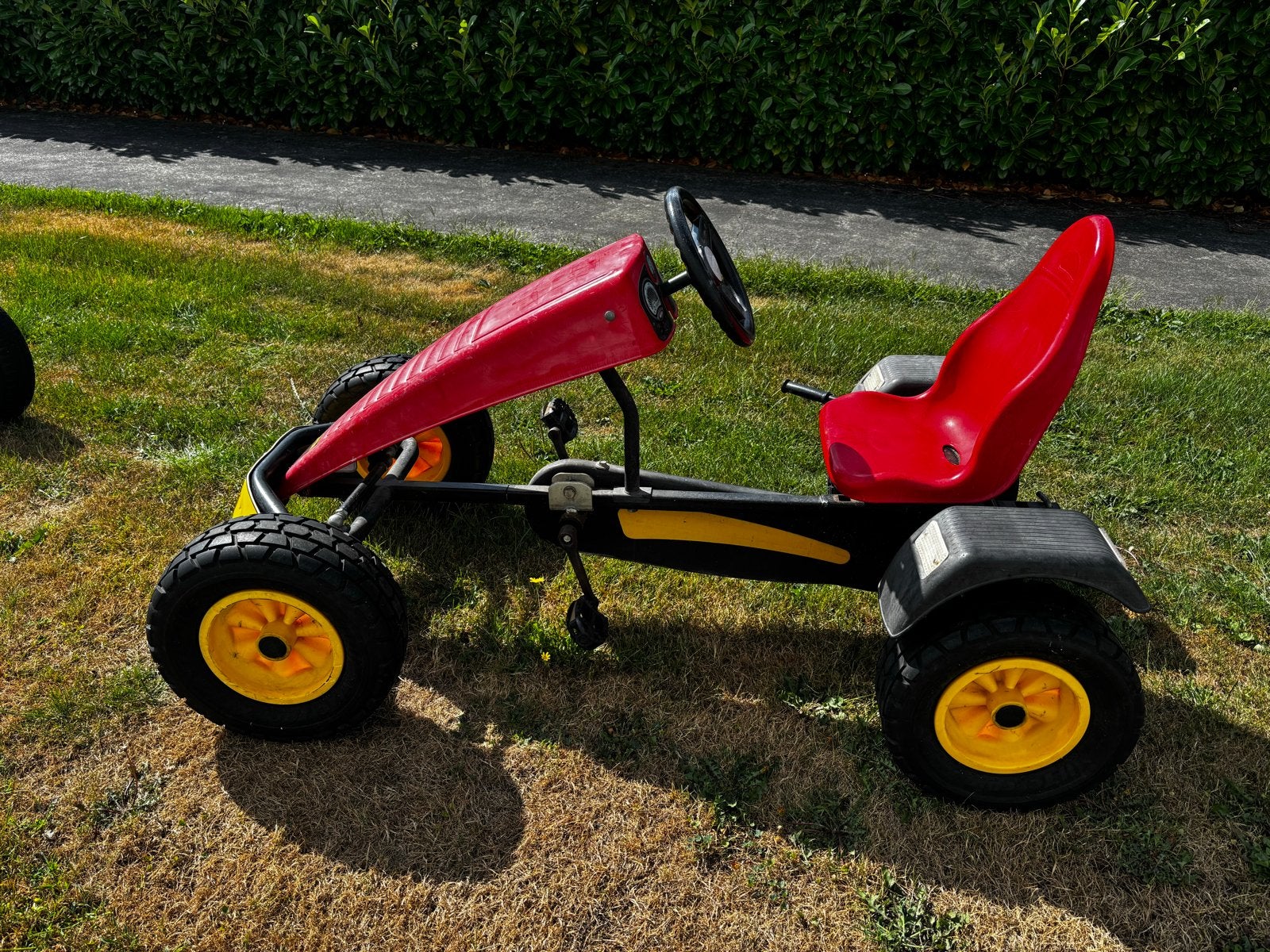 Berg skelter rood met geel, Ophalen, Gebruikt, Berg