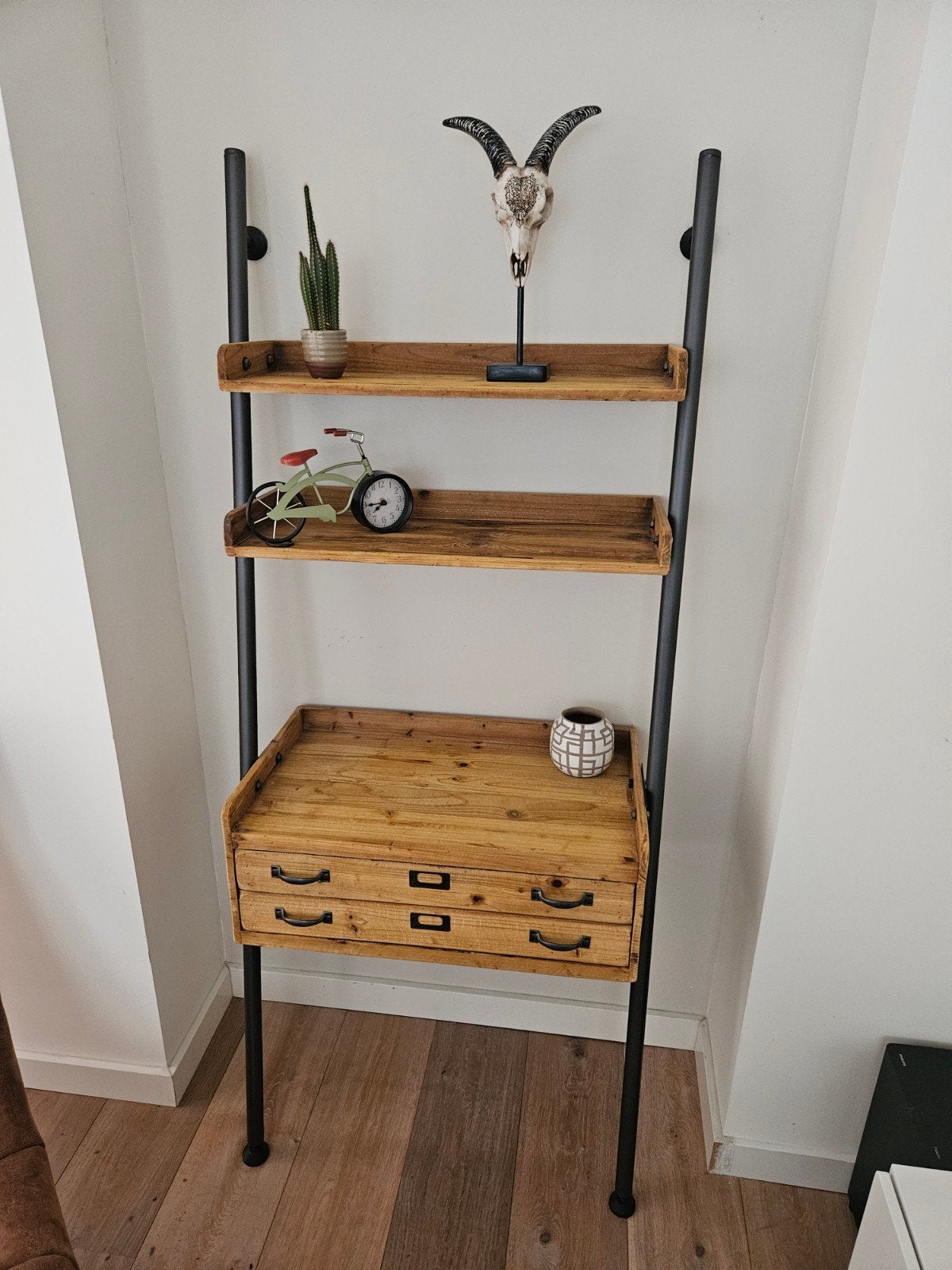 Woodz Wandrek met Lades - Industrieel Design, Ophalen