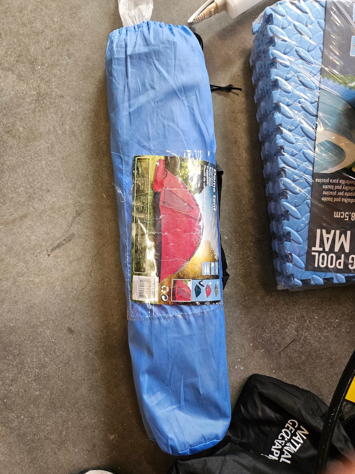 Nieuwe Dome Tent - Compact en Lichtgewicht, Caravans en Kamperen, Tenten, Ophalen of Verzenden