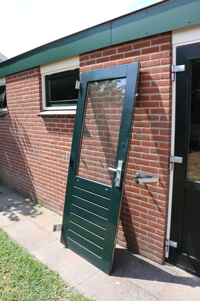 Hardhouten deur met dubbel glas en driepuntssluiting, Doe-het-zelf en Verbouw, Deuren en Horren, Ophalen, Gebruikt, 80 tot 100 cm